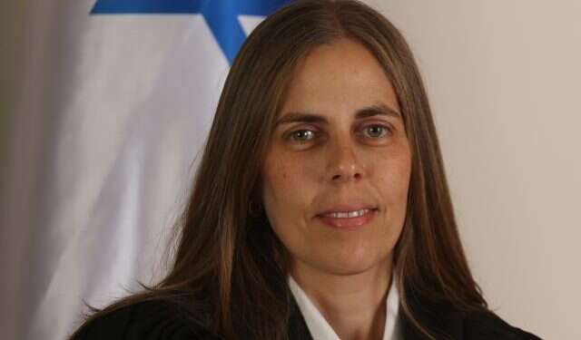 האם משתלם להודות בפשע? מבט על גזר הדין של יובל כרמי