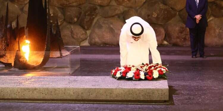 עבדאללה בן זאיד, שר החוץ של האמירויות בביקור ביד ושם. צילום:EPA סוף אלול ושר החוץ של איחוד האמירויות