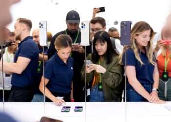 אפל צודקים: הסרת המקום לכרטיס סים באייפון 14 היא צעד נכון