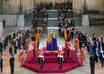 העידן שאחרי אליזבת: מדינות בחבר העמים הבריטי שוקלות להתנתק מהכתר