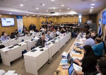 שבוע לסגירת הרשימות: התרחישים, השיריונים והמשוכות שעל המפלגות לעבור