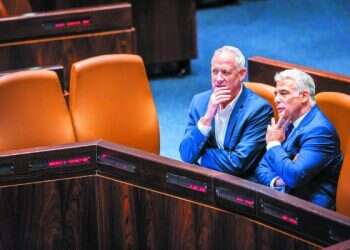 כשגוש השמאל מתפורר, פלסטין קמה לתחייה