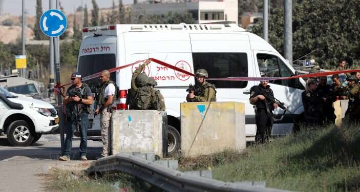 זירת הפיגוע בקרית ארבע בסוף השבוע האחרון. צילום: ווישאם האשלמון, פלאש 90 התסכול מעזה מתסיס את יו"ש, והטרור צפוי רק להתגבר