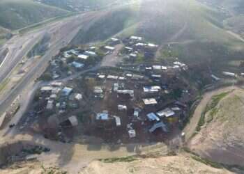 סוגיה בהכחשה: המדינה דחתה שוב את תגובתה בעניין פינוי חאן אל אחמר