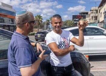 "שהפלסטינים ידאגו לעצמם, לי אכפת מהפרנסה שלי פה"