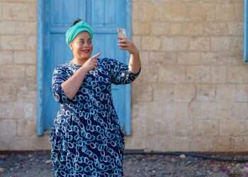 המשפיענית הדוסית שמעלה על סדר היום את מה שאחרים בוחרים להשתיק