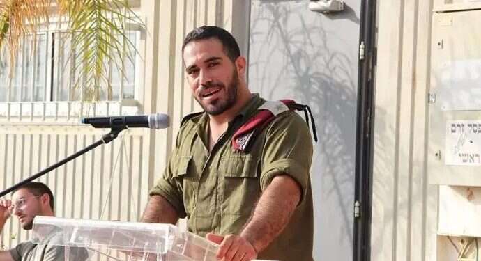 רב סרן בר פלח ז הסתער ונפגע מאש המחבלים: קצין צה"ל שנהרג הוא רב-סרן בר פלח