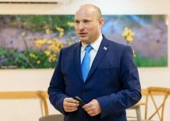 291 דקות של האזנה: כל מה שסיפר בנט לחנוך דאום, והמילה האחת שלא נאמרה