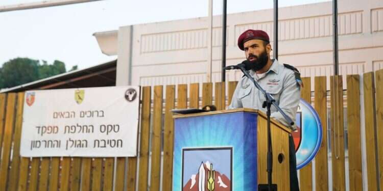 אל "איך אני ממשיך לשבת בבית?": זמר חרדי מצליח הודיע שיתגייס לצה"ל