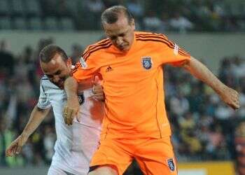 כיצד השפיע התחביב המודחק של ארדואן על יחסו לענף הכדורגל