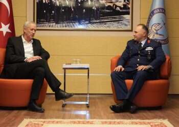 ביקור גנץ בטורקיה: לקראת שיתופי פעולה מודיעיניים רגישים