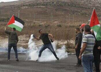 הפרות סדר של פלסטינים ביו אחרי פחות משבוע: הרבש"ץ שהושעה הוחזר לתפקידו