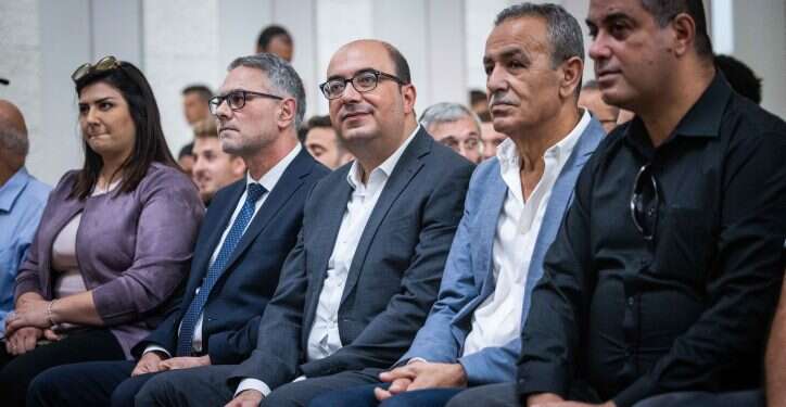 חברי מפלגת בל חיות: בל"ד על הגבול האסור, השאלה האם היא עברה אותו