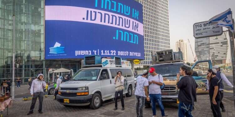 מימין ומשמאל דוחים בבוז את המסקנה המתבקשת מסקרים נטולי הכרעה