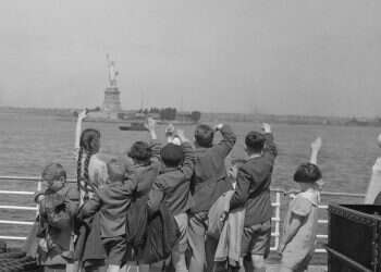 ארץ האפשרויות המוגבלות: רומן מסעיר על המהפכה בכוחם של יהודי העולם