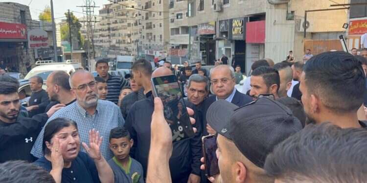 בחרו צד: חברי הכנסת טיבי וסעדי בביקור תמיכה בשועפט