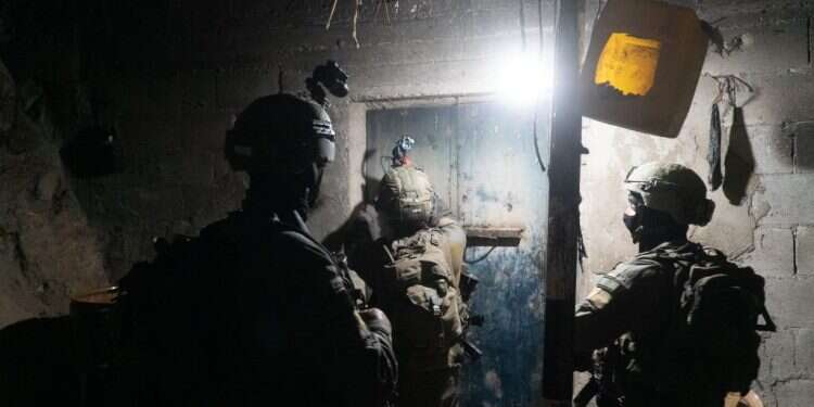 פעילות הלוחמים. צילום: דובר צה שבעה סייענים של המחבל משועפט נעצרו; צה"ל ממשיך במבצע "שובר גלים"