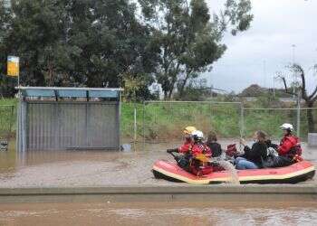 שוב מזג אוויר חורפי: האם מחר ישוטו סירות ברחובות גוש דן?