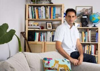 "אוסף דיסקים גדול הושלך לפח עם הופעת ספוטיפיי, הלוואי שיהיה משהו דומה עם ספרים"