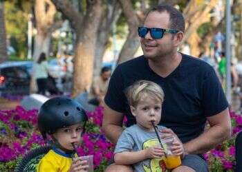 "אני ימין אבל נראה לי שאצביע ללפיד, הוא יודע לנהל את הדברים"