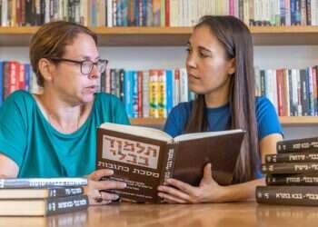 שתי נשים חילוניות הפכו את סיפורי הגמרא להרפתקאות לילדים