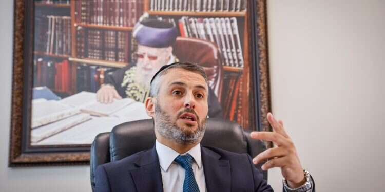 חיים ביטון. צילום: אוליבייה פיטוסי, פלאש 90 מנכ"ל תנועת ש"ס: "איתמר בן גביר לא נוגע במצביעים שלנו"