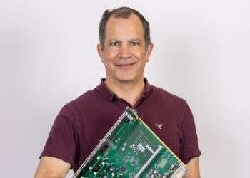 הרב המתכנת: מה עושה שלמה הכט