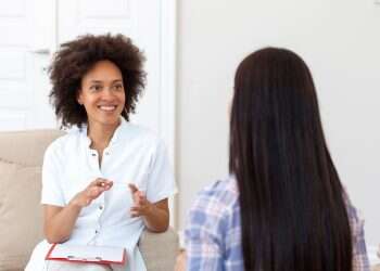 לימודי פסיכותרפיה הוליסטית – מקצוע עם שליחות