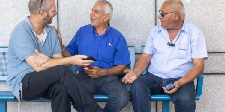 סלים ואחמד. צילום: יוסי אלוני "מפלגות של המגזר הערבי – אני לא מצביע להן. הם דואגים לכיסא"