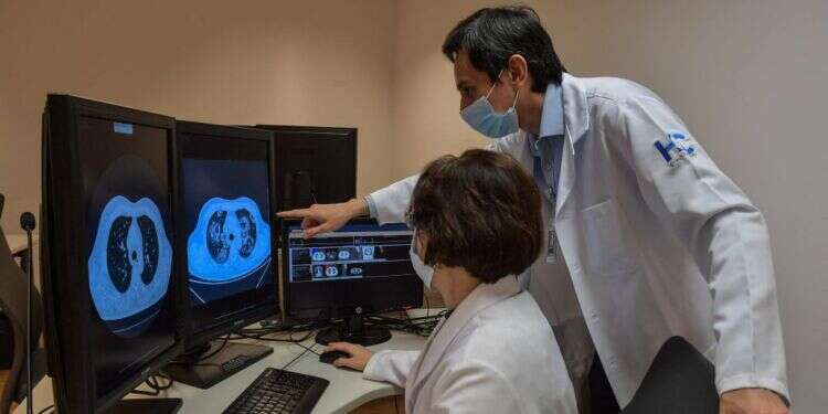 אילוסטרציה. צילום: איי.אף. פי מותו הטרגי של נכדו הוביל את פרופ' מאיר ברזיס לחולל מהפכה בביקורת על רופאים