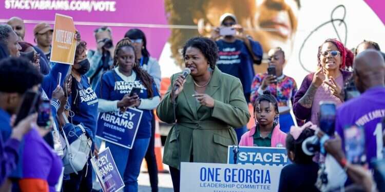 קמפיין בחירות בג'ורג'יה, אמש. צילום: EPA בעקבות ישראל: בחירות אמצע הקדנציה בארה"ב צפויות לחזק את הימין
