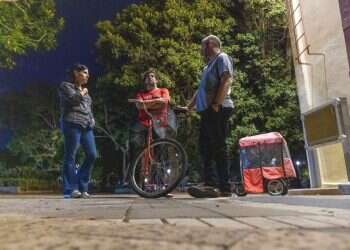 בגן-שמואל לא מתכוונים לעזוב את הארץ: "אנחנו יהודים, ציונים, אוהבים את המדינה הזו"