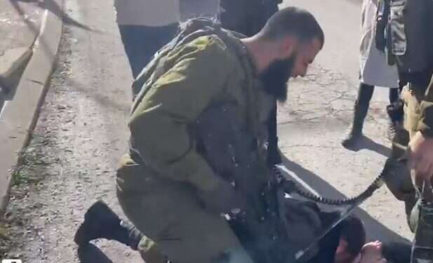 צילום מסך מתוך הסרטון  שצולם בחברון. בכירים בצה"ל: האירוע בחברון הוא כשל של המפקדים הבכירים