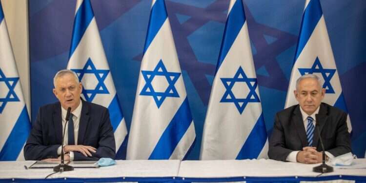 נתניהו וגנץ במסיבת עיתונאים משותפת, 2020. צילום: טל שחר, פול