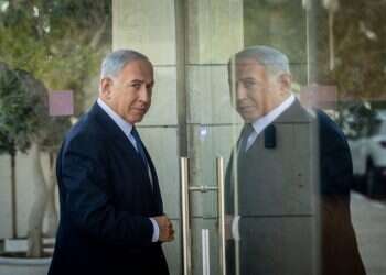 לפיד – כן, אבו מאזן – כן, נתניהו – לא: למה האמריקנים לא מתקשרים?