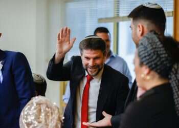 חינוך להפרדה מגיל 3 או סגירת החשמל בשבת: איזה תיק יקבל הח"כ עם הכיפה, רחמנא ליצלן