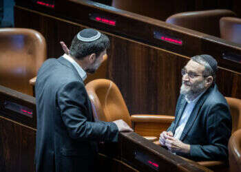 המו"מ הקואליציוני תקוע: ביהדות התורה זועמים על הליכוד, בציונות הדתית מחכים למתווך