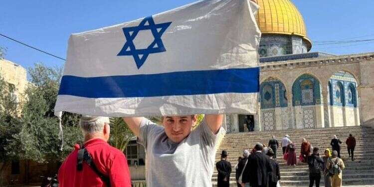 זכויות יסוד? לא ליהודי העולה להר הבית