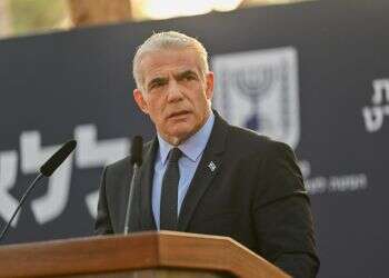 לפיד באזכרת רבין: "נילחם – עד שנחזור לשלטון. גם זו מורשת רבין"