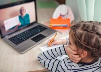 הדרמות, מאבקי הכוחות וההפתעות: החדר הצדדי של המו״מ הקואליציוני