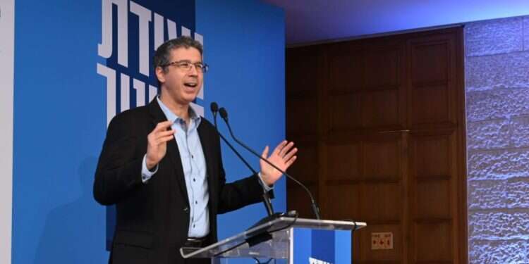 הרב יהושע וייצמן: "האמון המוחלט שלנו בנער ובנוער הוא דבר בסיסי, בלי זה אי אפשר להתחיל"