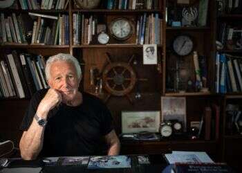 הרופא המיתולוגי של שייטת 13 נלחם בביקורת המדעית על תאי הלחץ