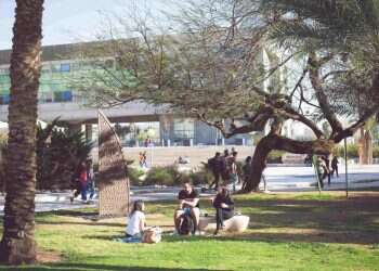 יעל אוזן שואפת לנפץ לילדי באר שבע את האשליה שאפשר להצליח רק במרכז הארץ