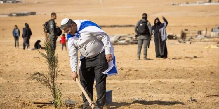 "אני אגרסיבי, ככה אילפו אותי": ח"כ אלמוג כהן בא לעשות סדר בדרום, בכל מחיר