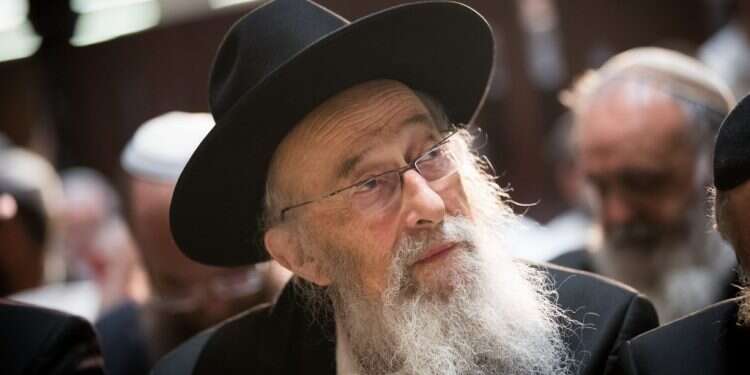 הרב צבי טאו. צילום: יונתן זינדל, פלאש 90 הרבנים שרלו וסתיו קוראים לבדוק את טענות המתלוננת נגד הרב טאו