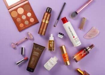 תיקים, פיג'מה ונעלי בית: פינוקים קטנים שמחממים ומנחמים