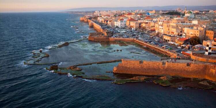 שכבות של היסטוריה אגדית: טיול בעכו העתיקה