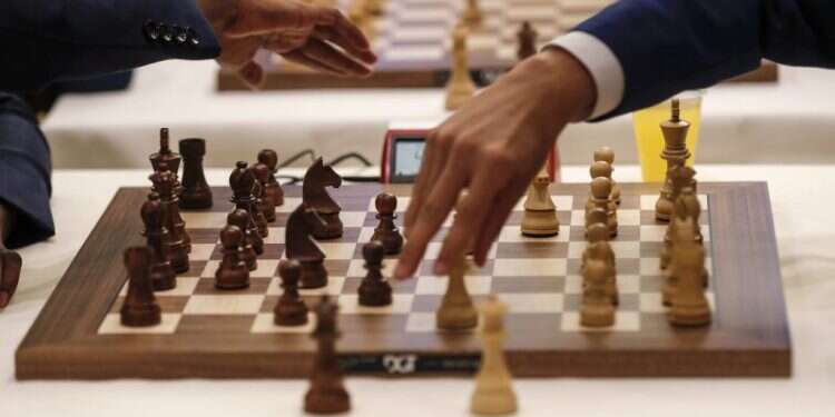 שחמט. צילום: EPA חידת שחמט: שאלה של זוויות