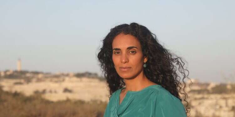 גוף ושירה: "ריקוד הוא הדבר שקורה ברווח בין המילים"