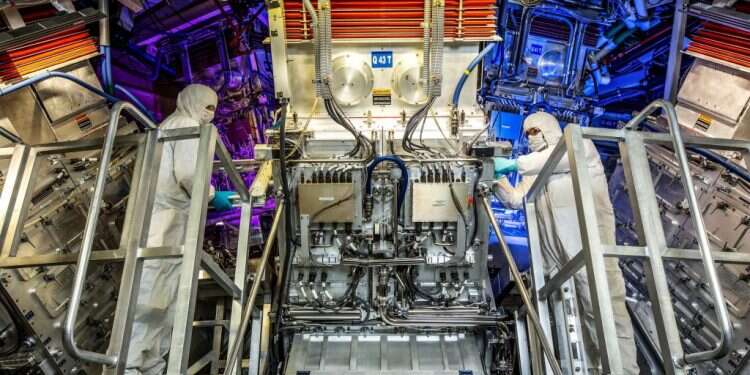 פריצת הדרך המדעית בהיתוך גרעיני: כל מה שצריך לדעת